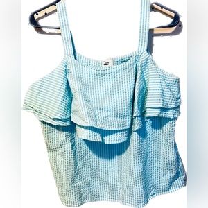 Striped summer top. NWOT. Size M.